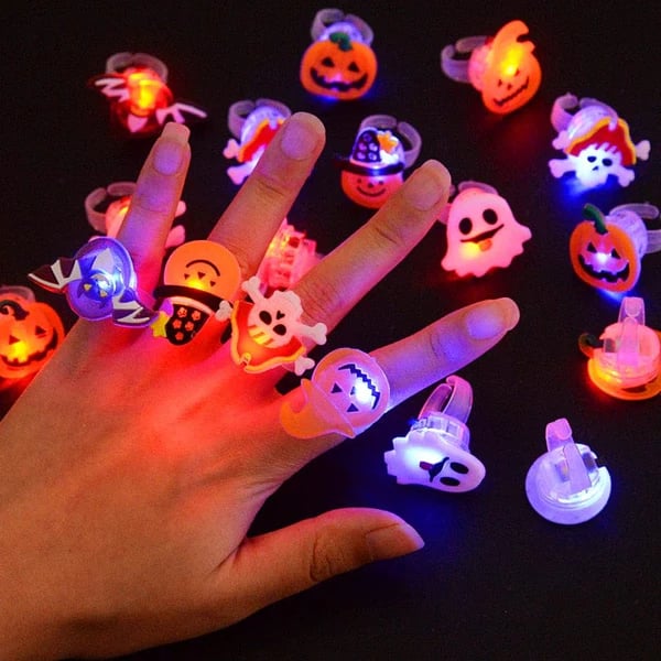 🔥🎃50 Pieces Each Box‼️✨LED Light Halloween Glowing Ring 💍| Flashing Light‑Up Party Favor for Halloween Night👻