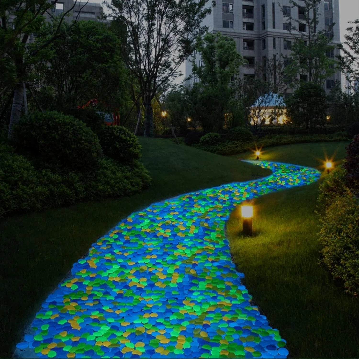 💥LAST DAY SALE 49%OFF💥🌈Colorful Glow-in-the-Dark Garden Stones