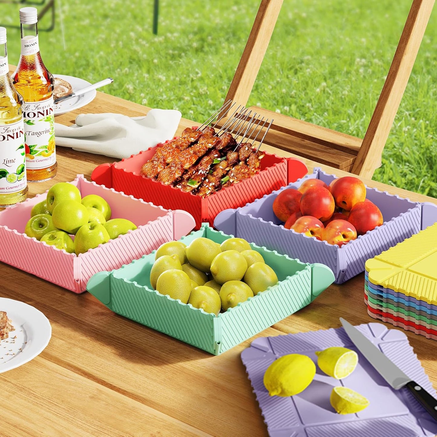 Foldable Magnetic Silicone Camping Bowls & Plates